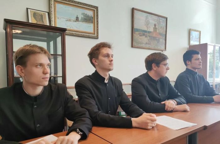 Состоялась защита курсовых работ на кафедре Церковной истории