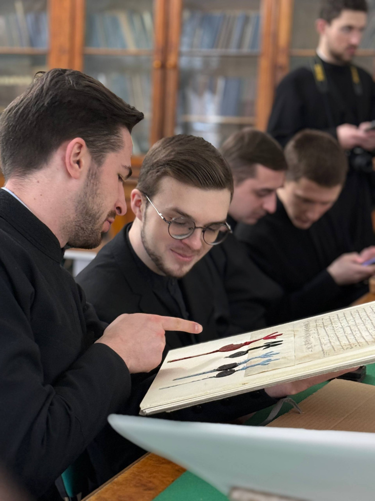 трогают преданья старины глубокой